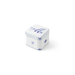 Alfabet Kollektion|Opbevaringskrukker*Royal Copenhagen Alfabet Kollektion firkantet bonbonniere, , 13 cl M