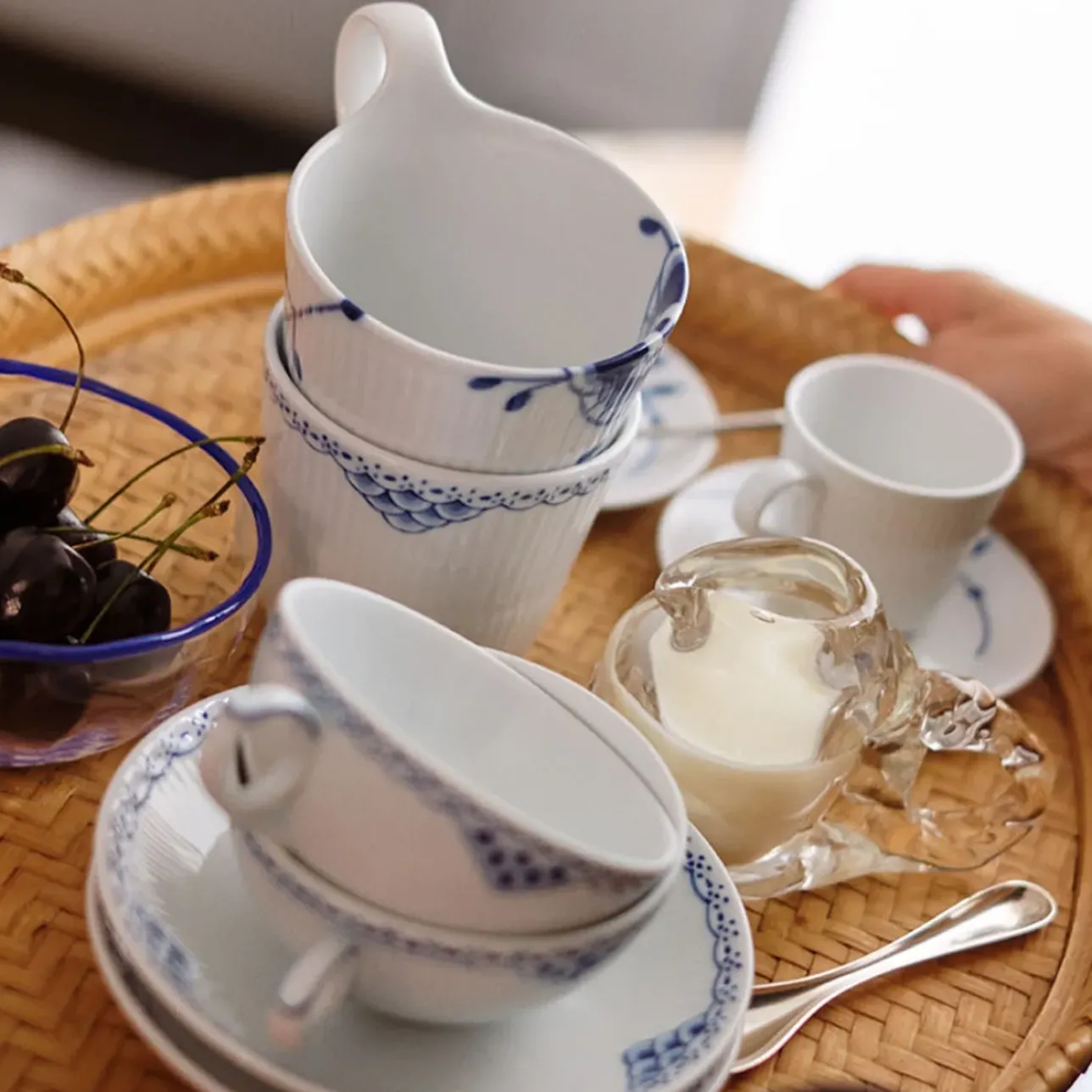 Blå Mega Riflet|Kaffekopper*Royal Copenhagen Blå Mega Riflet højhankskop, 33 cl Blå Mega Riflet
