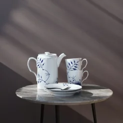Blå Mega Riflet|Kander*Royal Copenhagen Blå Mega Riflet kande med låg, 1,1 l