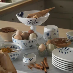 Blå Mega Riflet|Frugtskåle*Royal Copenhagen Blå Mega Riflet skål på fod, 80 cl Blå Mega Riflet