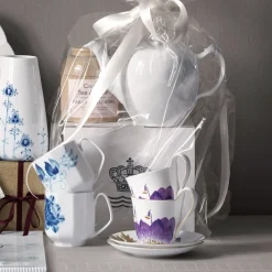 Flora|Kaffekopper*Royal Copenhagen Flora højhankskop og underkop, , 27 cl Stedmoderblomst