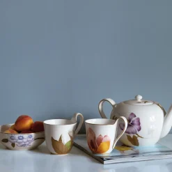 Flora|Kaffekopper*Royal Copenhagen Flora højhankskop og underkop, , 27 cl Magnolia