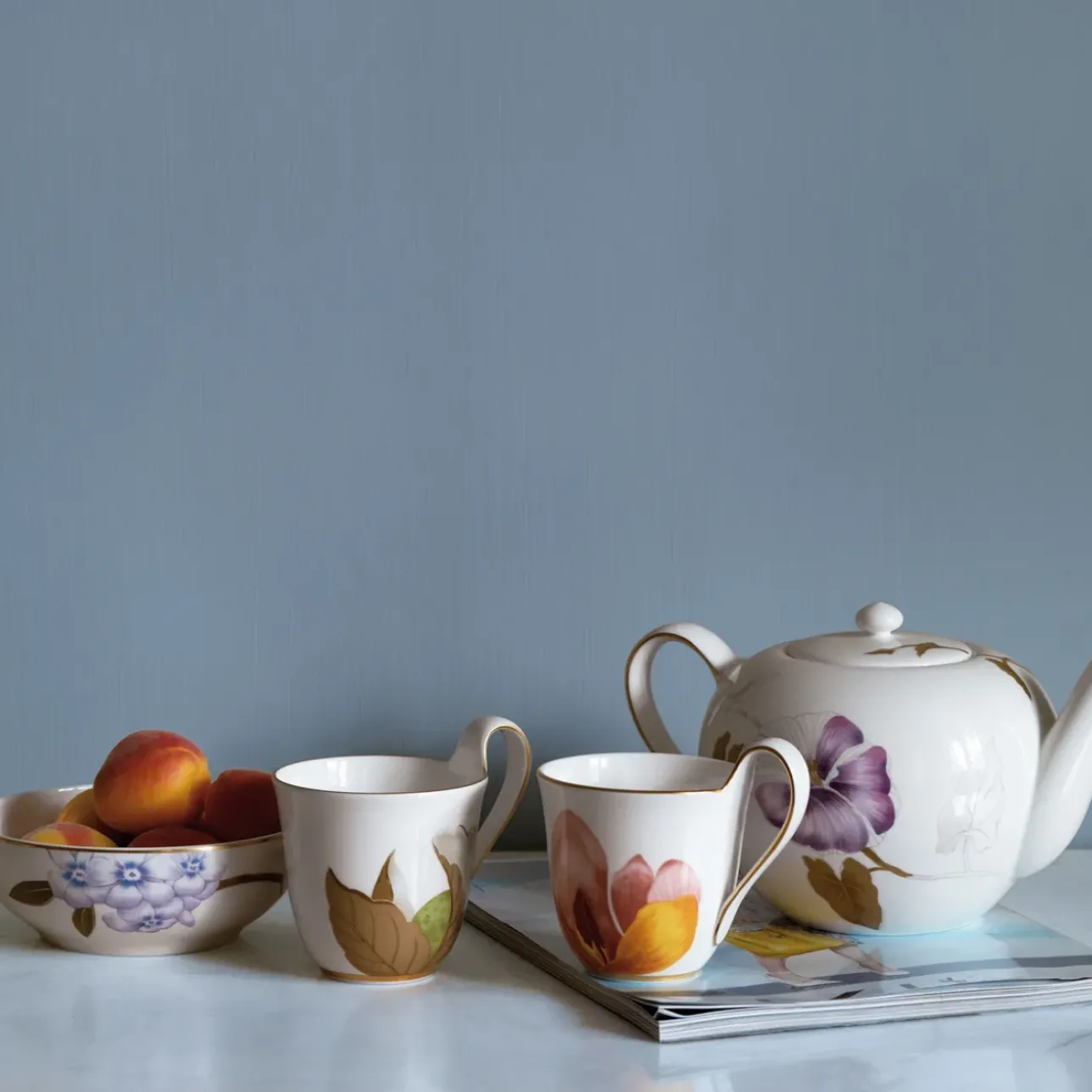 Flora|Kaffekopper*Royal Copenhagen Flora højhankskop og underkop, , 27 cl Magnolia