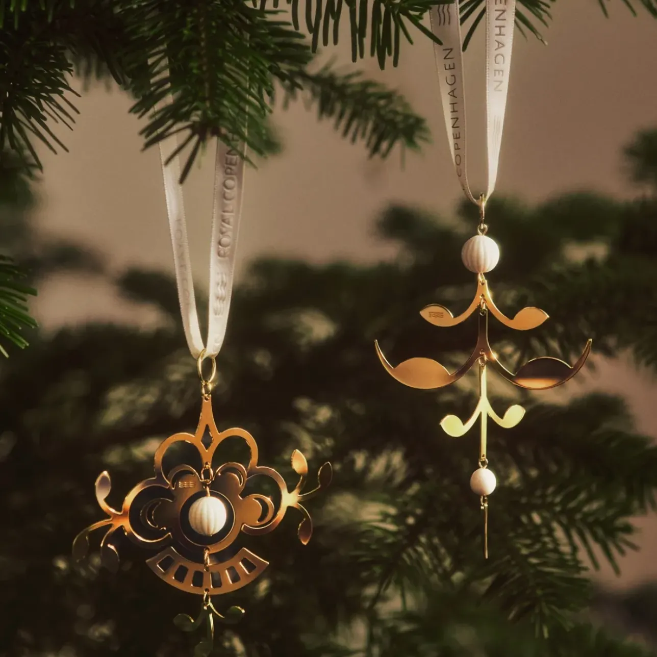 Julepynt*Royal Copenhagen Forgyldt juleornament, , 10 cm Blomst