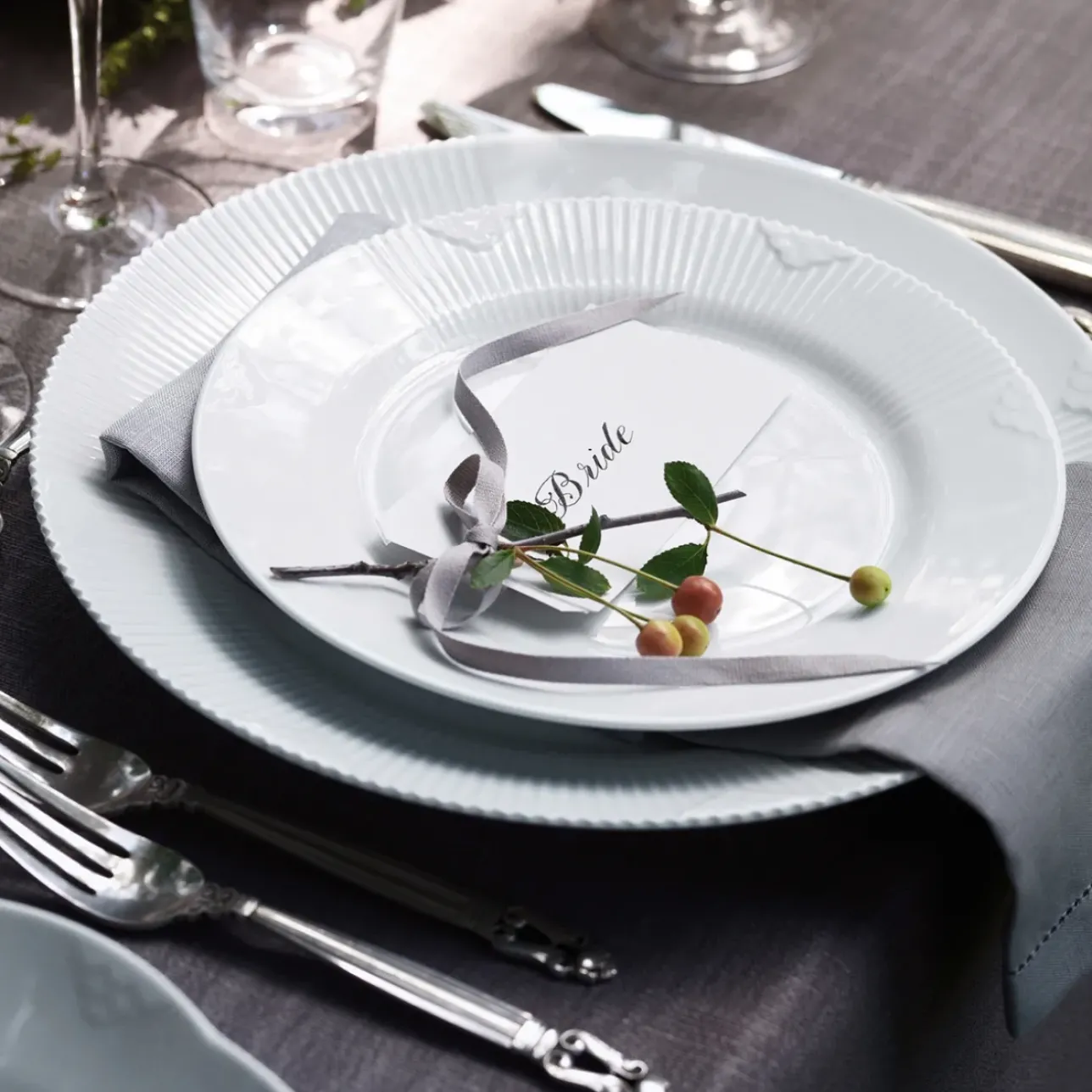 Hvid Elements|Frokost Tallerkener*Royal Copenhagen Hvid Elements tallerken, 22 cm