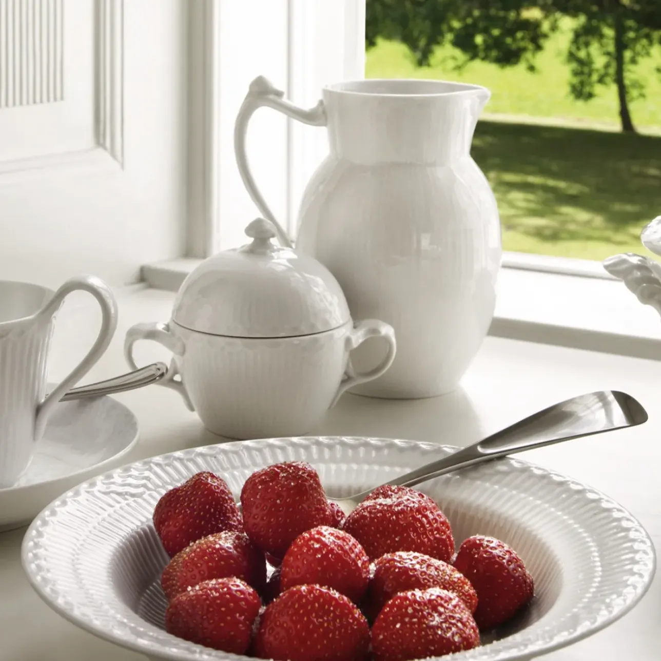 Hvid Halvblonde|Dybe Tallerkener*Royal Copenhagen Hvid Halvblonde dyb tallerken, 21 cm