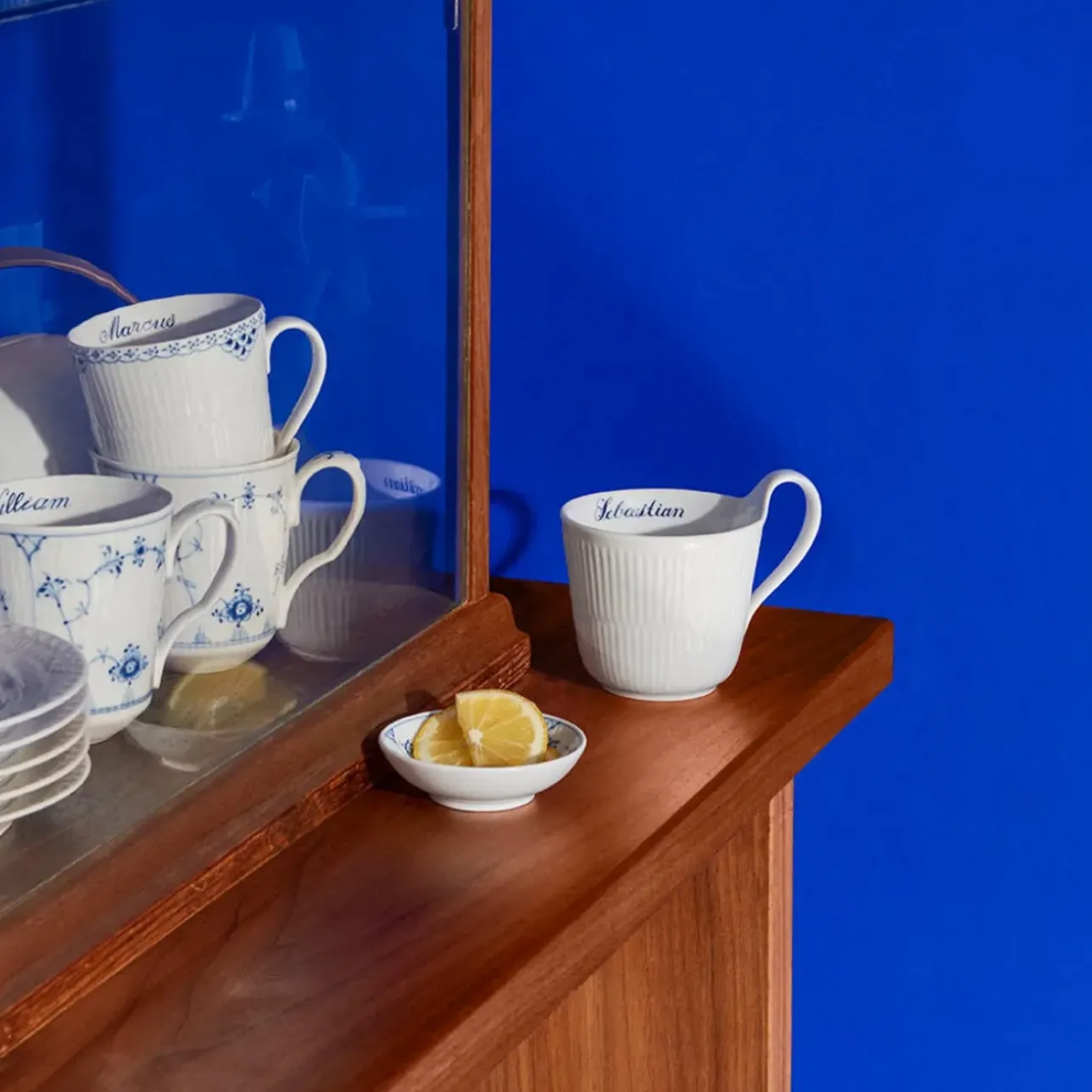 Hvid Riflet|Kaffekopper*Royal Copenhagen Hvid Riflet højhankskop, , 33 cl Bespoke