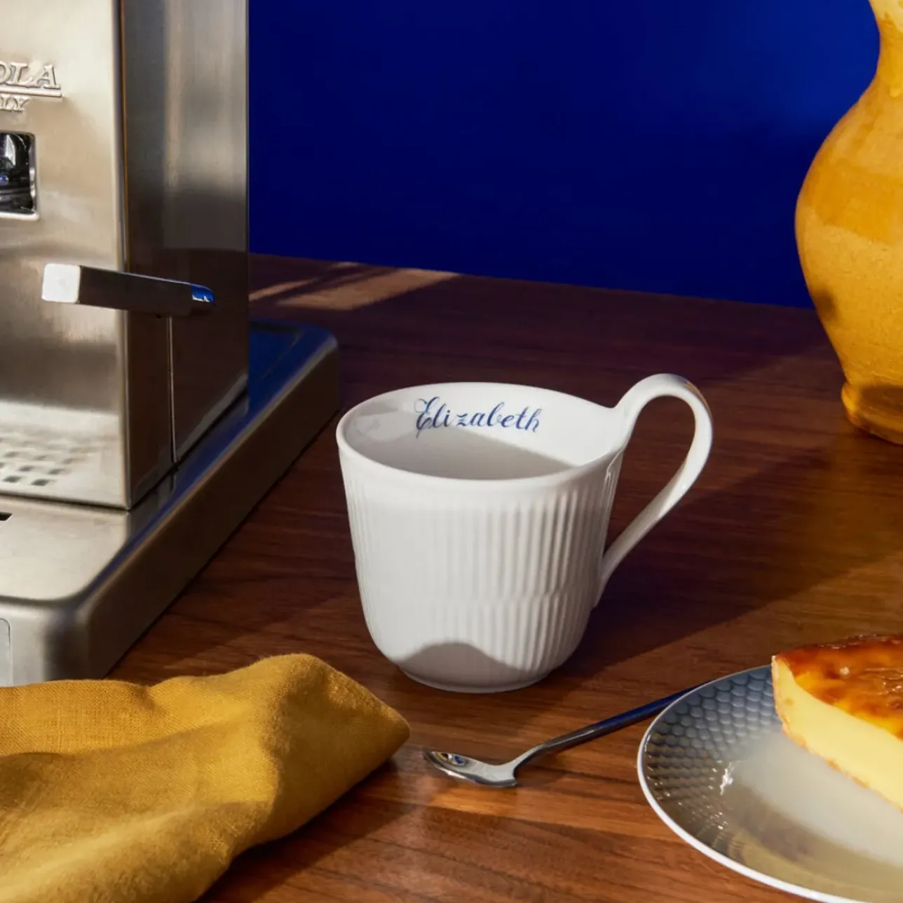 Hvid Riflet|Kaffekopper*Royal Copenhagen Hvid Riflet højhankskop, , 33 cl Bespoke