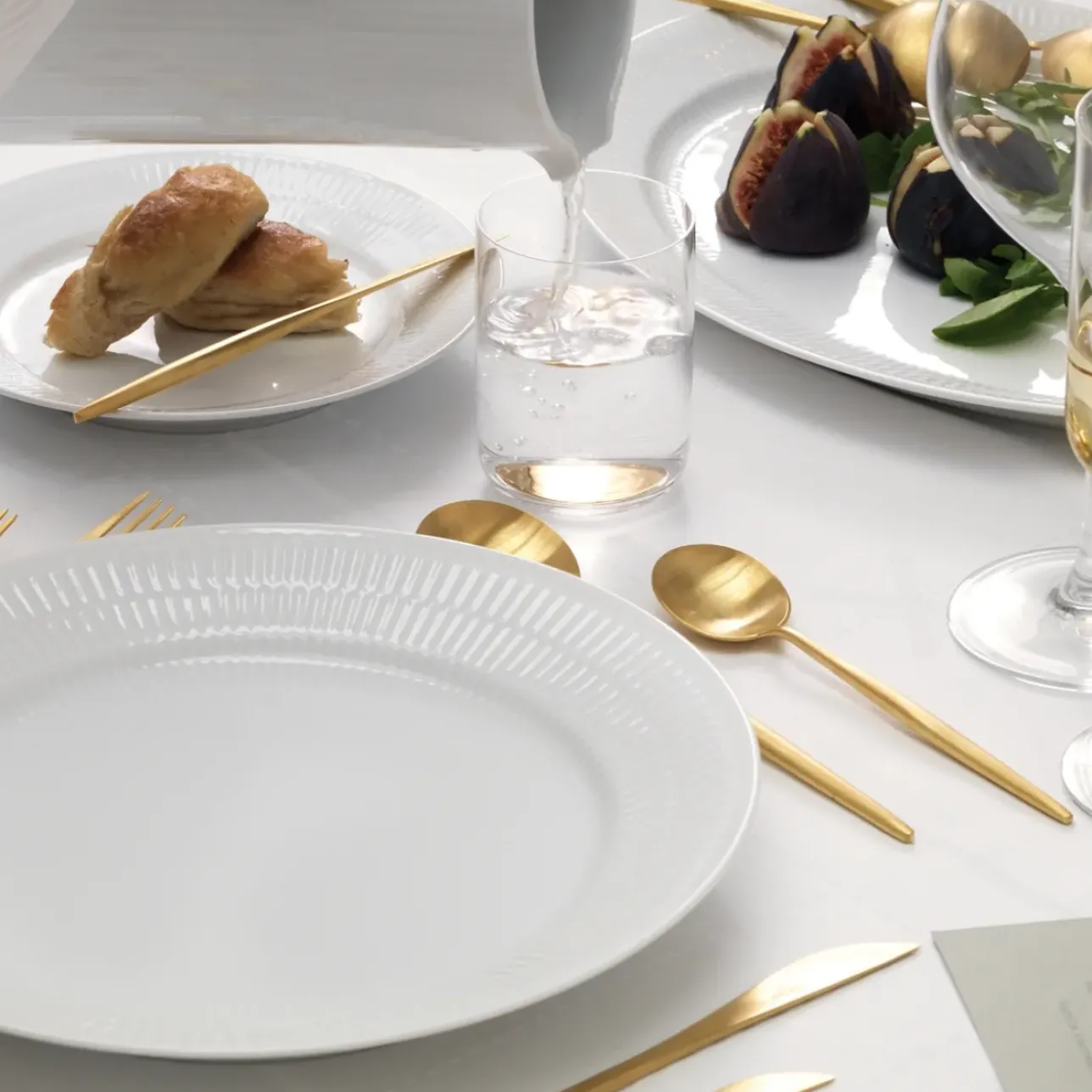 Hvid Riflet|Desserttallerkener*Royal Copenhagen Hvid Riflet tallerken, 19 cm