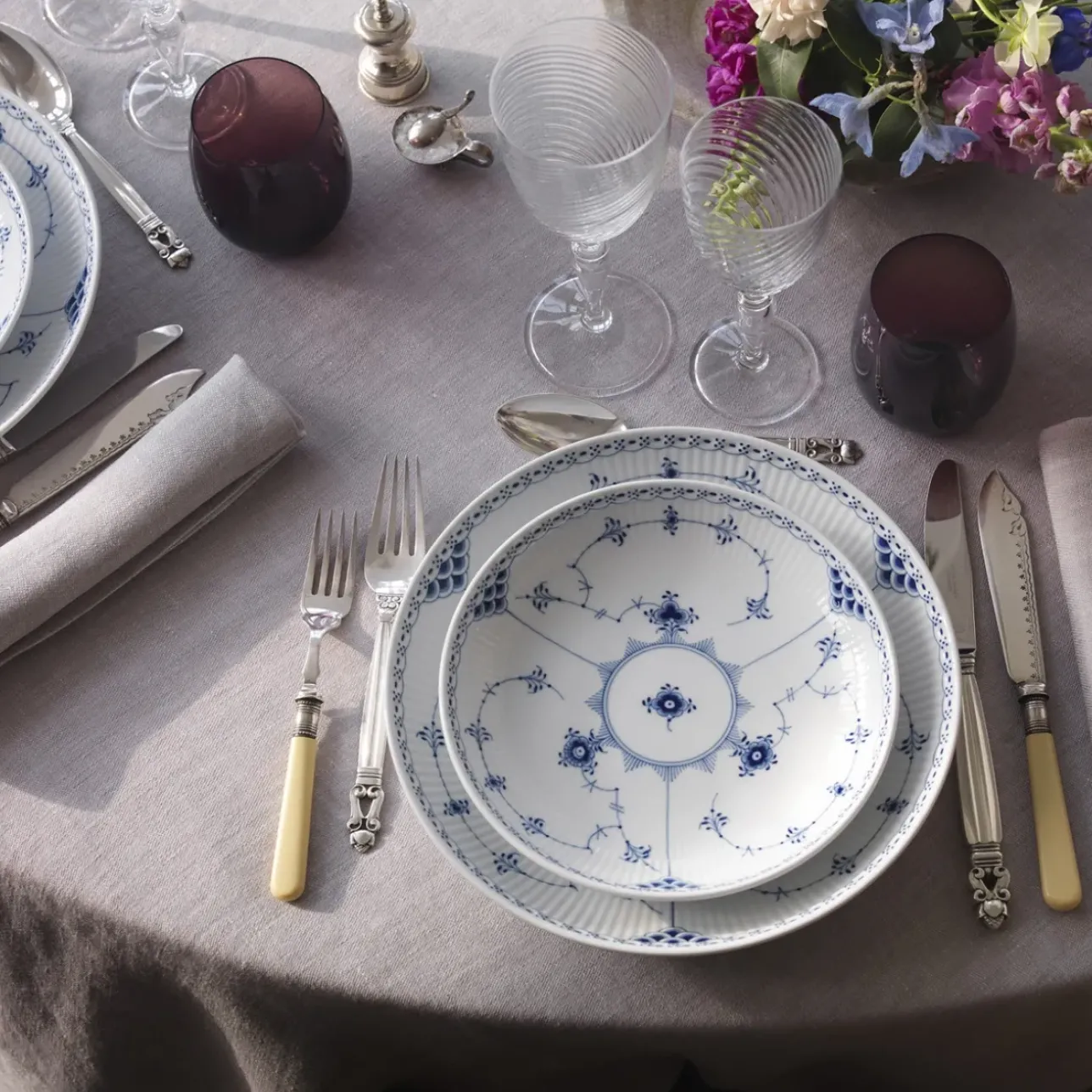 Musselmalet Halvblonde*Royal Copenhagen Musselmalet Halvblonde skål, 20 cm