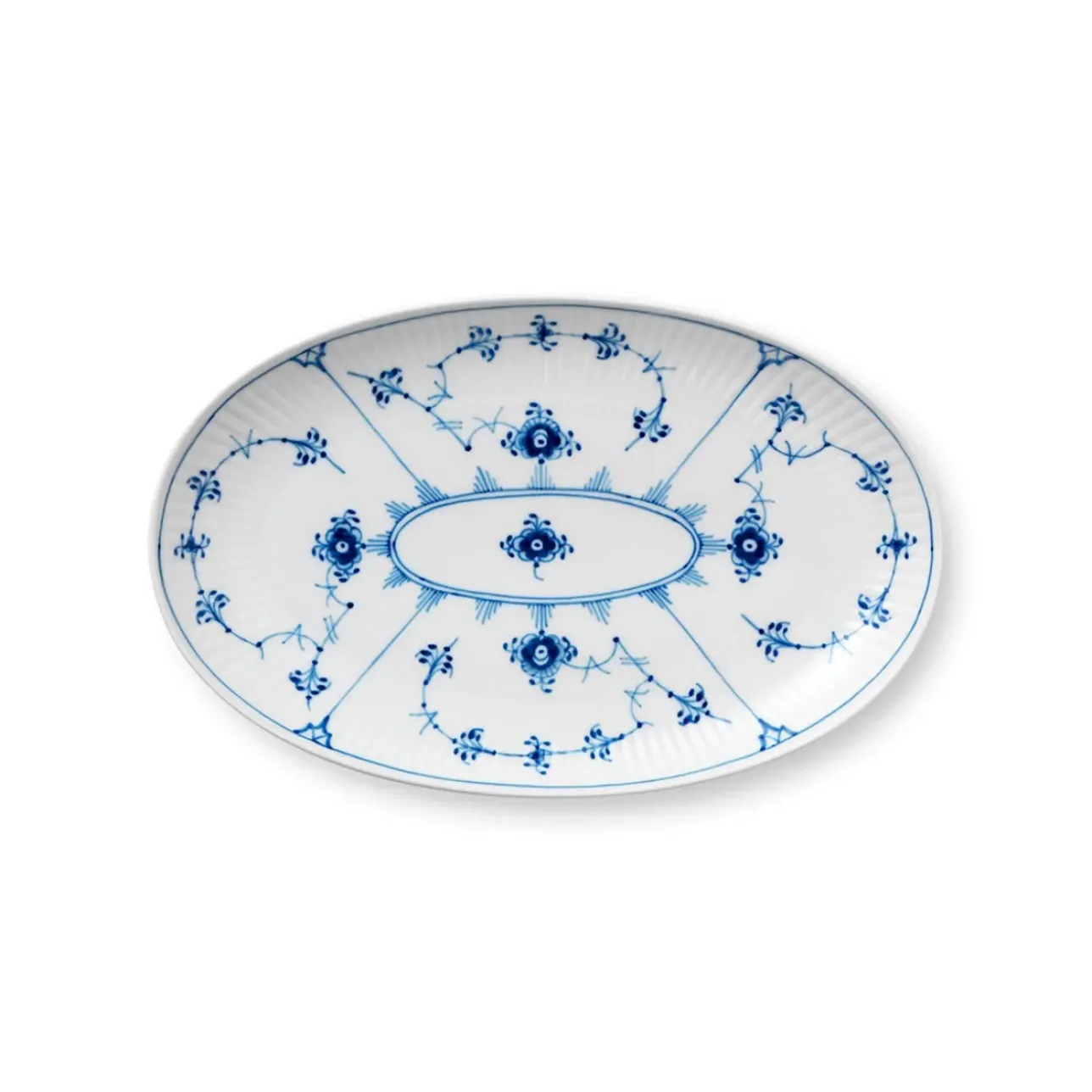 Eksklusive Steldele|Musselmalet Riflet*Royal Copenhagen Musselmalet Riflet asiet, 23,5 cm
