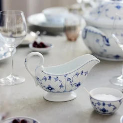 Eksklusive Steldele|Musselmalet Riflet*Royal Copenhagen Musselmalet Riflet saucekande, 37 cl