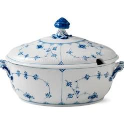 Eksklusive Steldele|Musselmalet Riflet*Royal Copenhagen Musselmalet Riflet terrin med låg, 200 cl