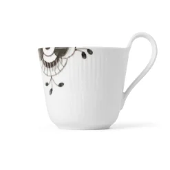 Sort Mega Riflet|Kaffekopper*Royal Copenhagen Sort Mega Riflet højhankskop, , 33 cl Bespoke