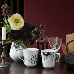 Sort Mega Riflet|Kaffekopper*Royal Copenhagen kop, 38 cl, 2 stk. Sort Mega Riflet