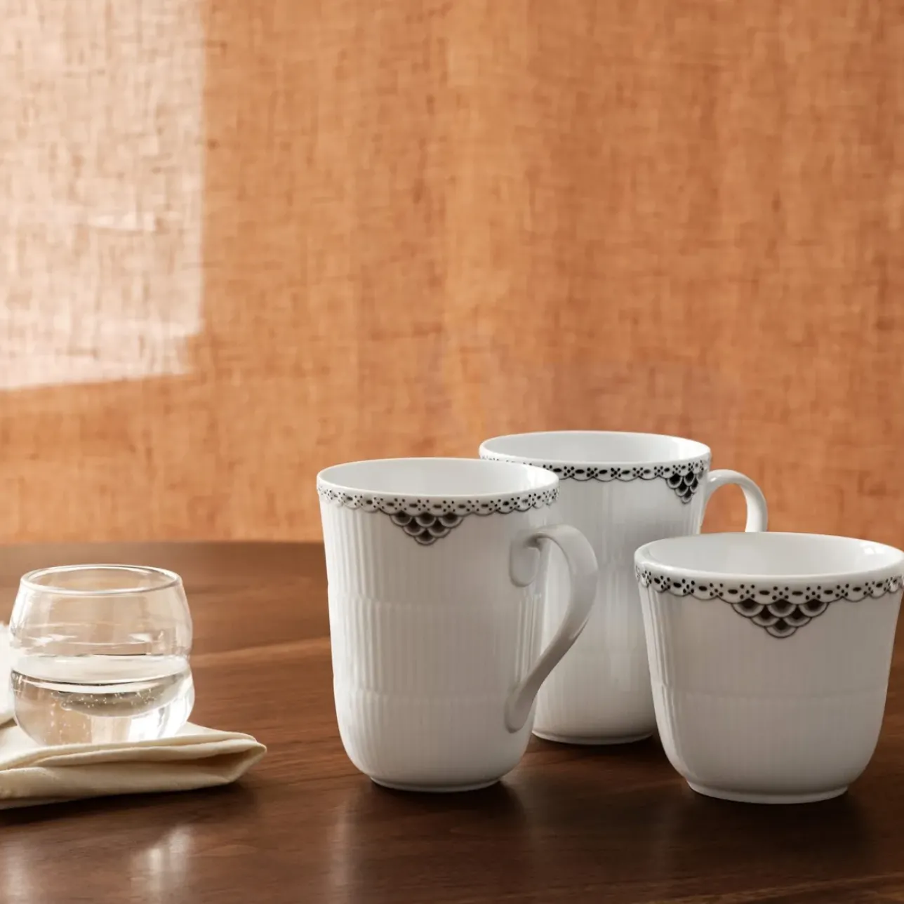 Sort Riflet Blonde|Kaffekopper*Royal Copenhagen kop, 36 cl, 2 stk. Sort Riflet Blonde