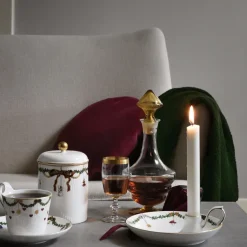 Stjerne Riflet Jul|Kaffekopper*Royal Copenhagen Stjerne Riflet Jul højhankskop og underkop, 27 cl