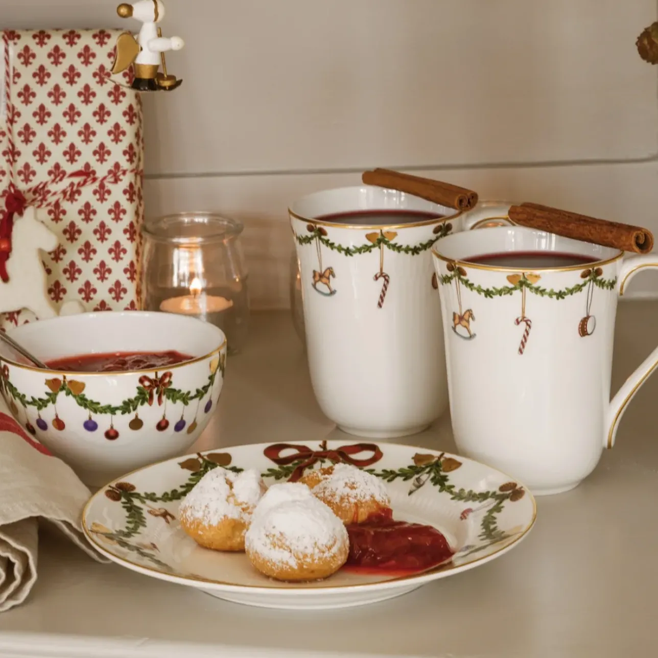Stjerne Riflet Jul|Kaffekopper*Royal Copenhagen Stjerne Riflet Jul kop, 36 cl, 2 stk.