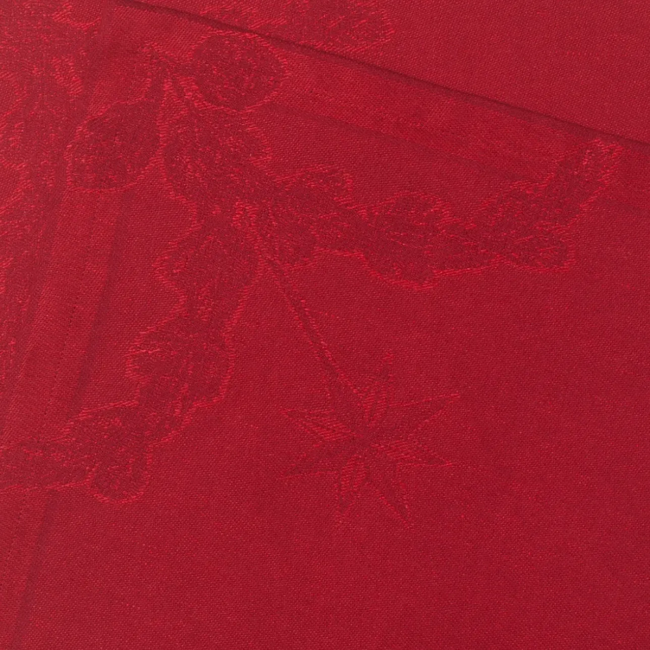 Stjerne Riflet Jul|Julepynt*Royal Copenhagen Stjerne Riflet Jul serviet, rød, 45 x 45 cm, 2 stk. Rød Star Fluted Christmas