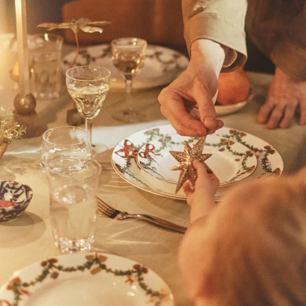 Stjerne Riflet Jul|Frokost Tallerkener*Royal Copenhagen Stjerne Riflet Jul tallerken, 21 cm