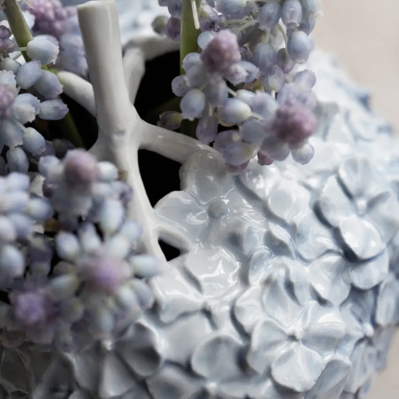 The Art Of Giving Flowers|Home Décor*Royal Copenhagen The Art of Giving Flowers vase, hortensia, lyseblå, 10 cm Lyseblå